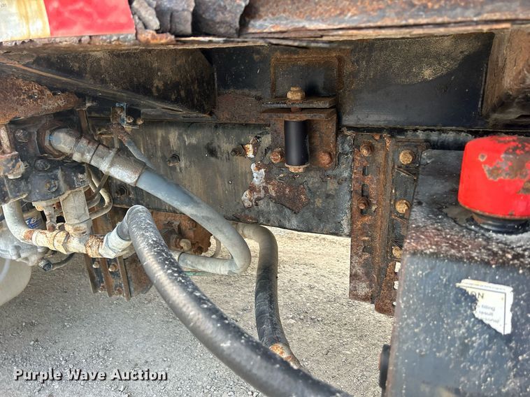 image for item DQ0873 2007 International 7600  refuse truck