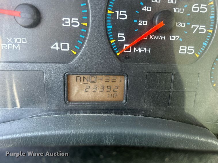 image for item DQ0873 2007 International 7600  refuse truck