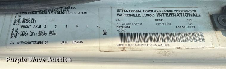 image for item DQ0873 2007 International 7600  refuse truck