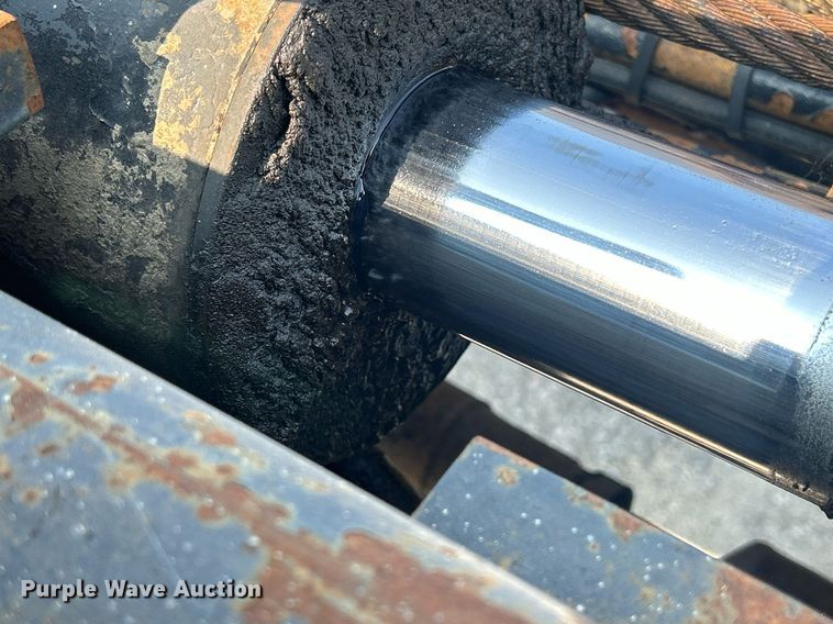 image for item DQ0874 1998 Mack RB690S  roll-off container truck