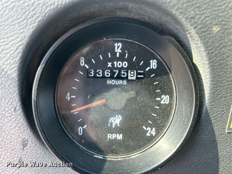 image for item DQ0874 1998 Mack RB690S  roll-off container truck