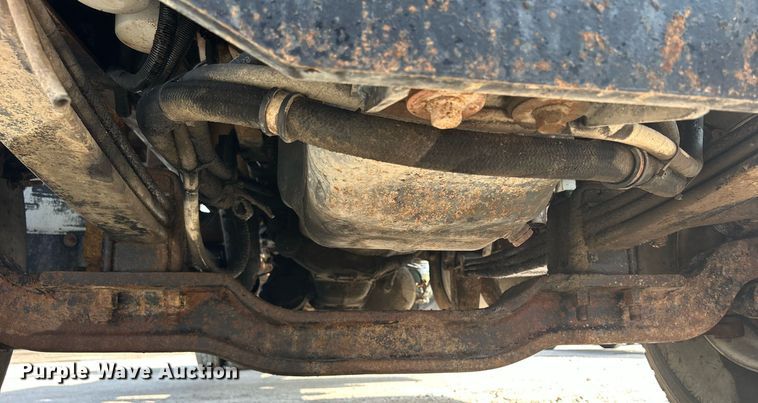 image for item DQ0874 1998 Mack RB690S  roll-off container truck