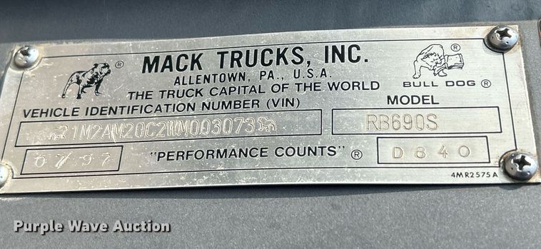 image for item DQ0874 1998 Mack RB690S  roll-off container truck