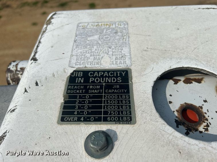 image for item DQ0875 1997 GMC C7500  bucket truck