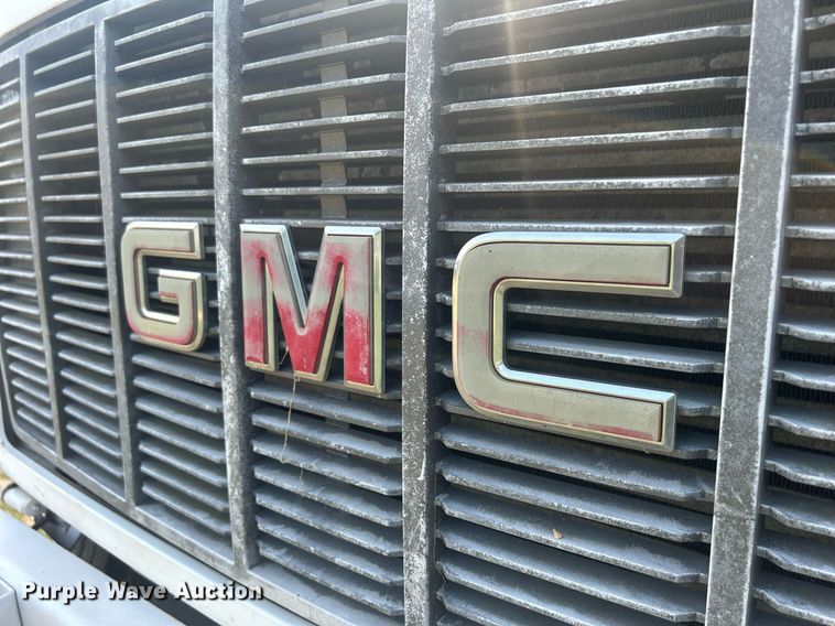 image for item DQ0875 1997 GMC C7500  bucket truck