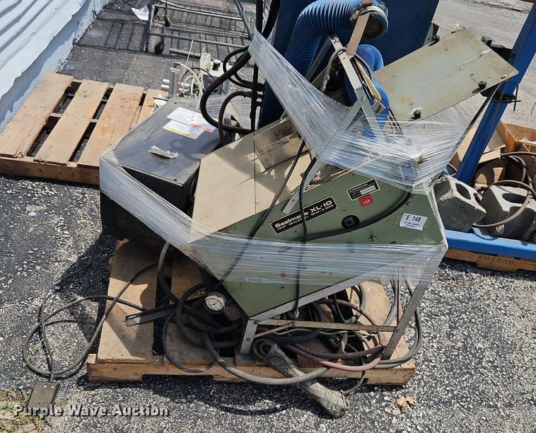 image for item DQ1812 Tools