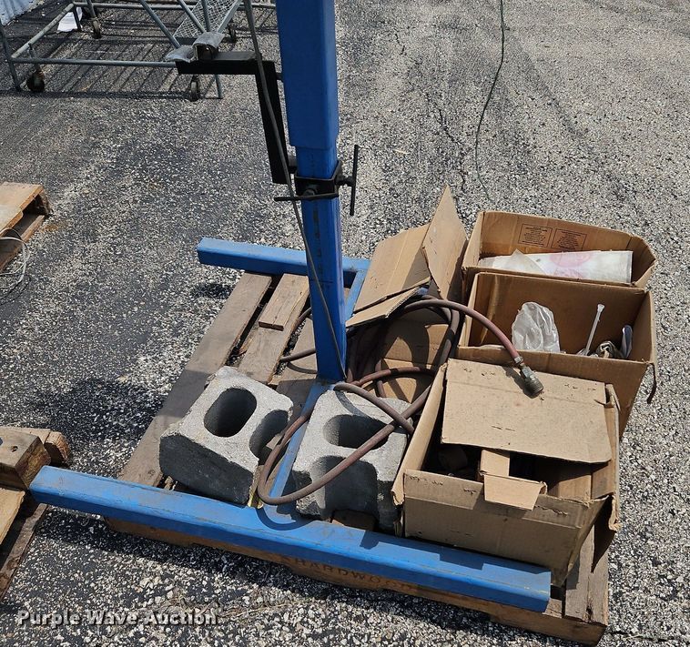 image for item DQ1812 Tools