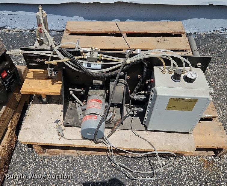 image for item DQ1812 Tools