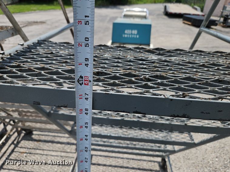 image for item DQ1814 (3) sets of stairs