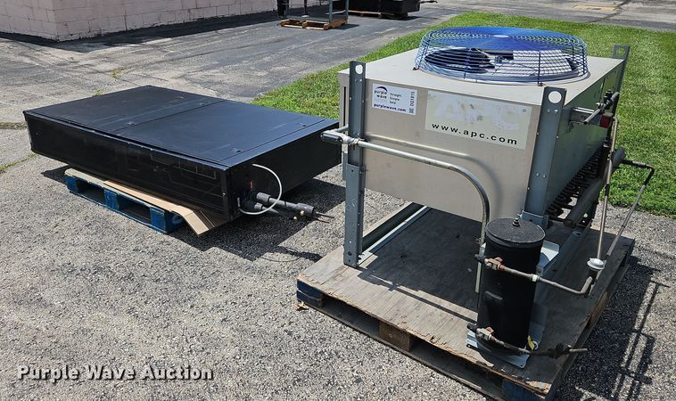 image for item DQ1815 APC InRow RD  cooling system