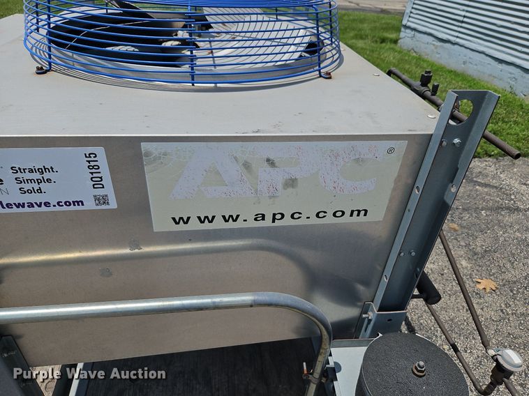 image for item DQ1815 APC InRow RD  cooling system