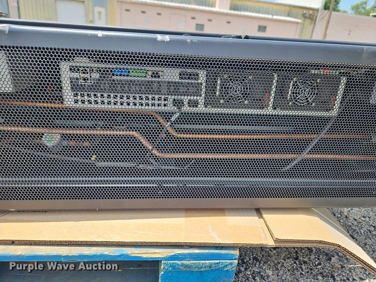 image for item DQ1815 APC InRow RD  cooling system