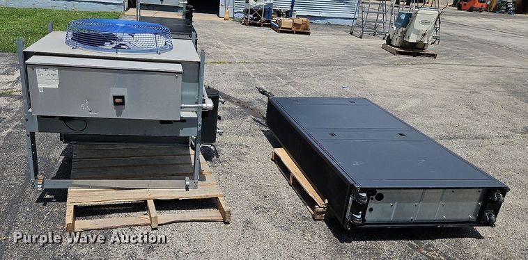 image for item DQ1816 APC InRow RD  cooling system