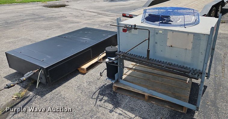 image for item DQ1816 APC InRow RD  cooling system