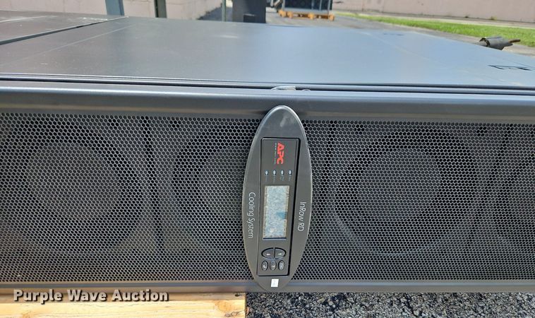 image for item DQ1816 APC InRow RD  cooling system