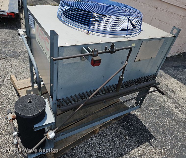 image for item DQ1816 APC InRow RD  cooling system