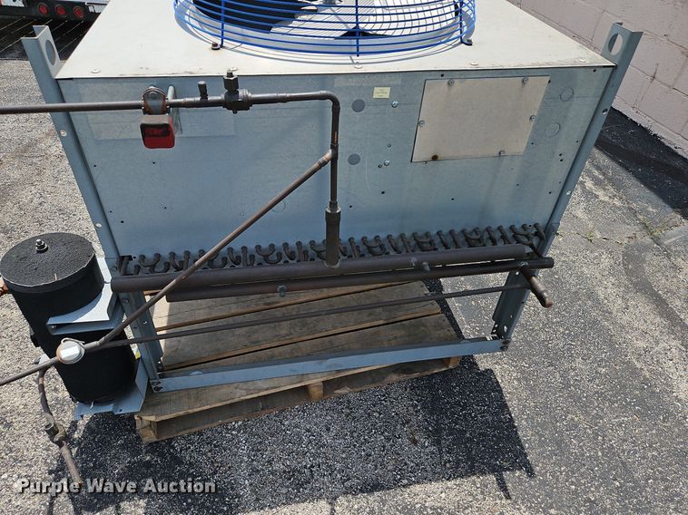 image for item DQ1816 APC InRow RD  cooling system