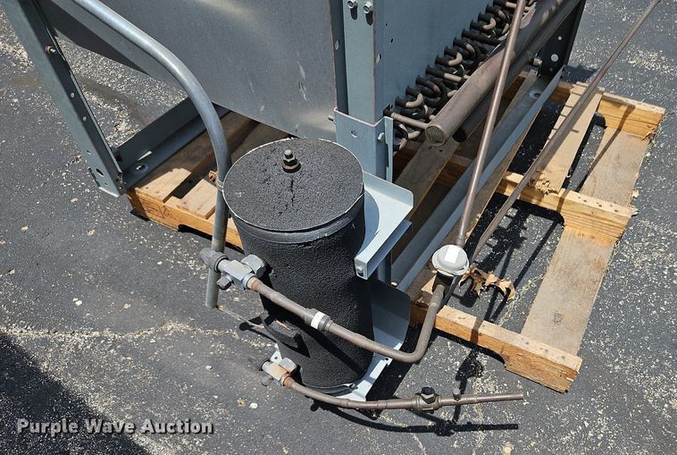 image for item DQ1817 APC InRow RD  cooling system