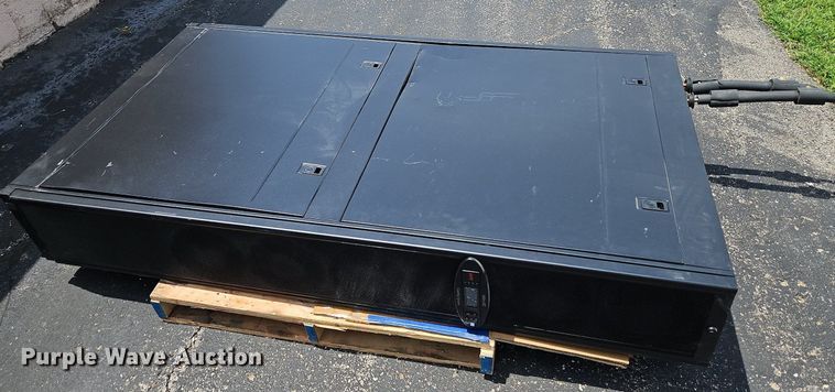 image for item DQ1817 APC InRow RD  cooling system