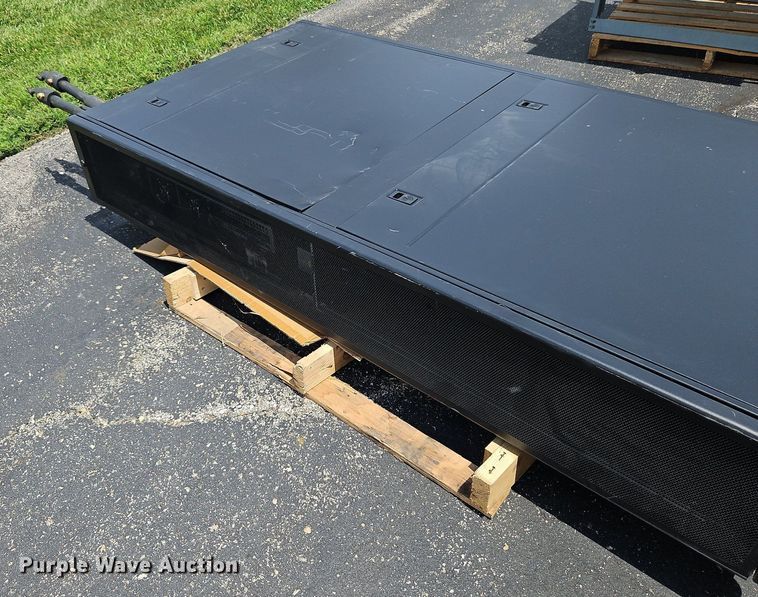 image for item DQ1817 APC InRow RD  cooling system