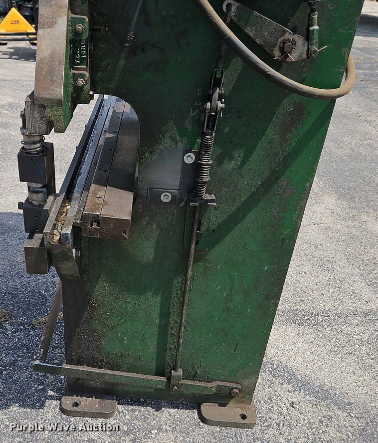 image for item DQ1818 Verson  press brake