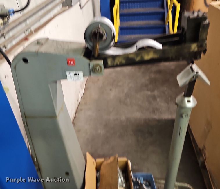 image for item DQ1819 Bostitch FC95  box stapler