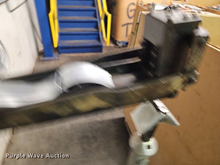 image for item DQ1819 Bostitch FC95  box stapler