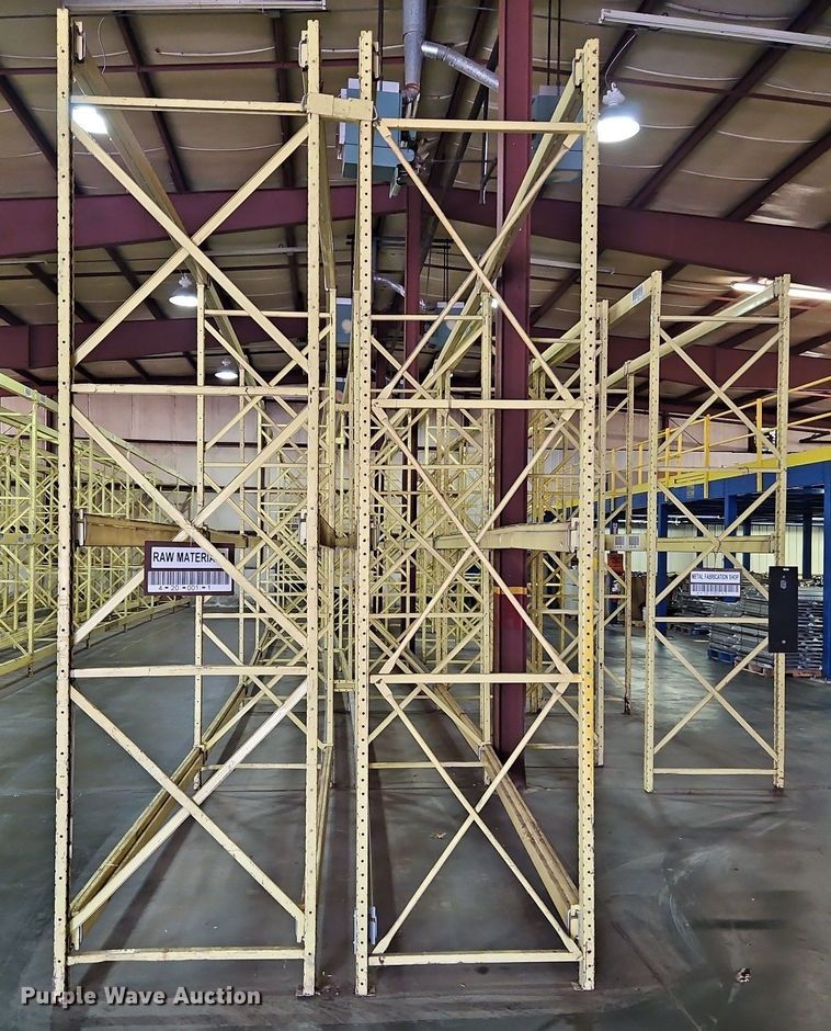 image for item DQ1820 Pallet racking