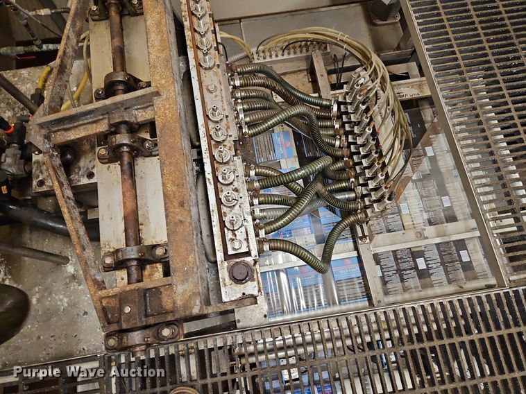 image for item DQ1822 Prodo-Pak Corp 601-CSW-3  form fill seal machine