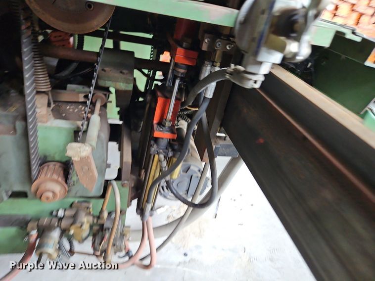 image for item DQ1823 Lever 500  slitter