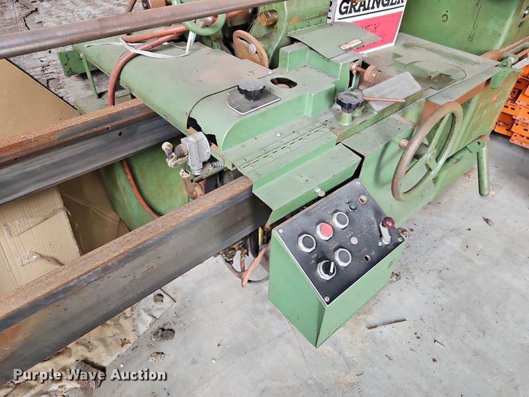 image for item DQ1823 Lever 500  slitter