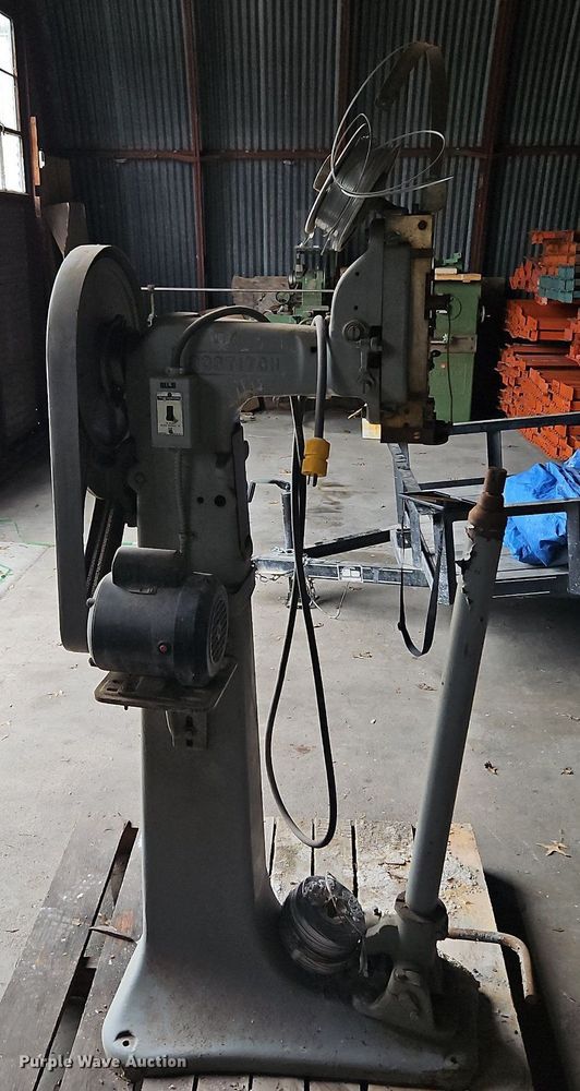 image for item DQ1824 Tools