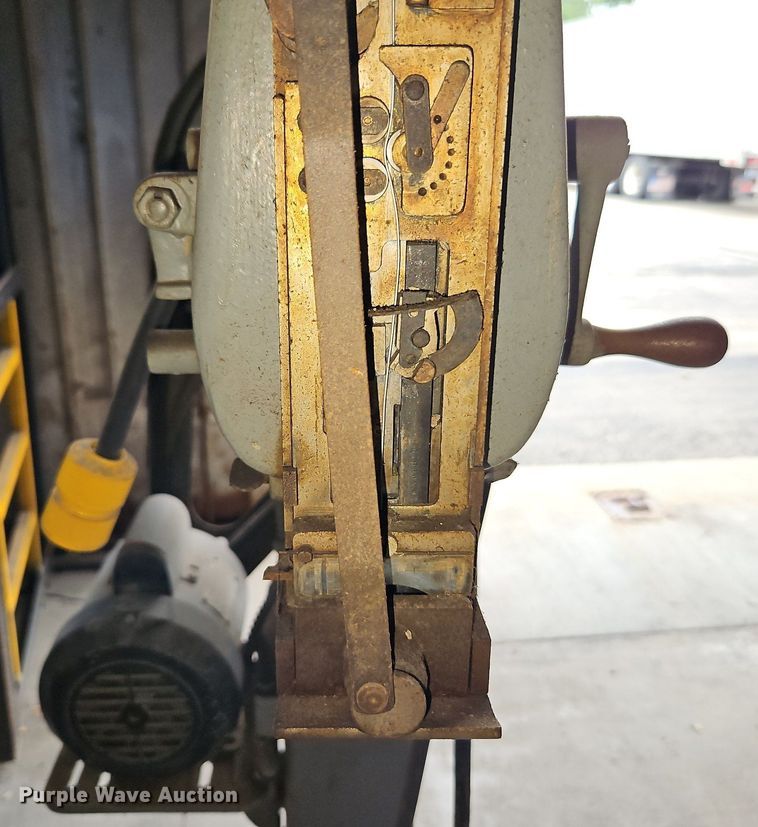 image for item DQ1824 Tools