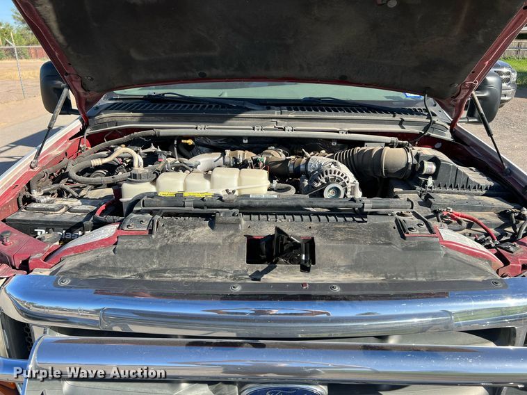 image for item DQ2126 2000 Ford F450 Super Duty XLT  utility / service truck