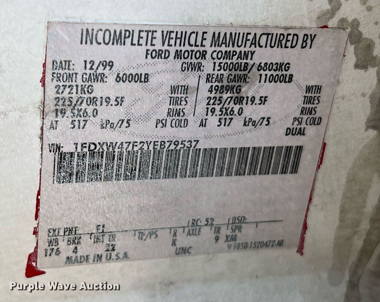 image for item DQ2126 2000 Ford F450 Super Duty XLT  utility / service truck