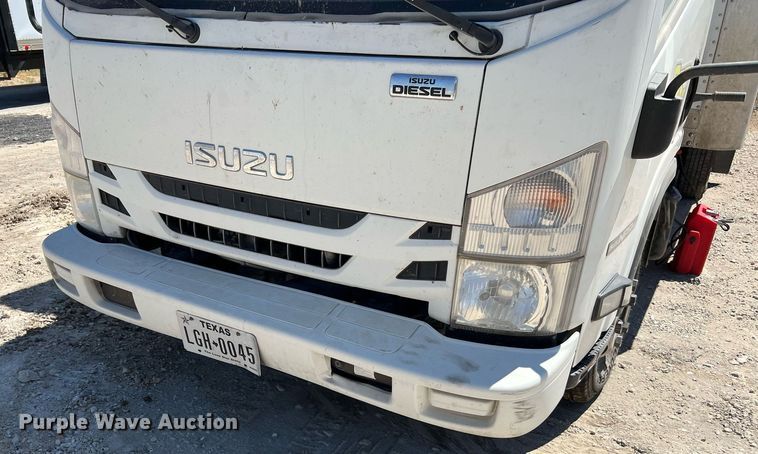 image for item DQ2173 2017 Isuzu NPR  box truck