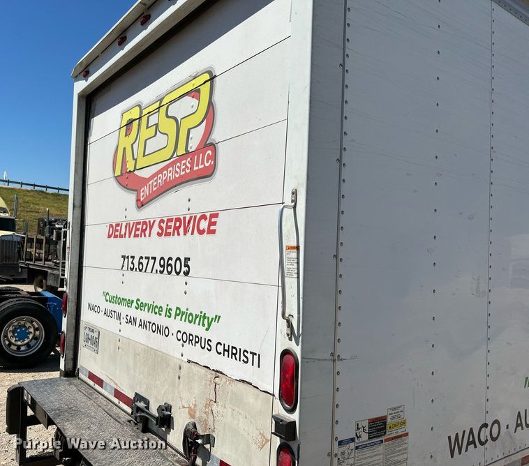 image for item DQ2173 2017 Isuzu NPR  box truck