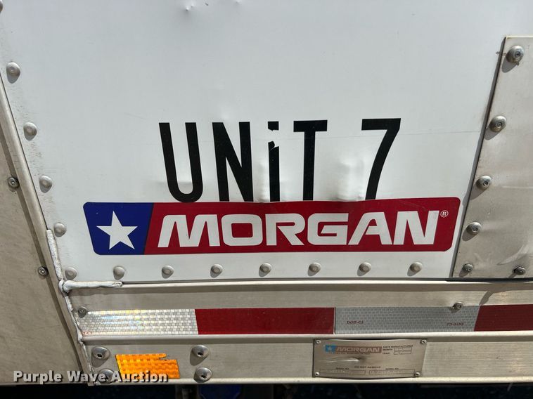 image for item DQ2173 2017 Isuzu NPR  box truck