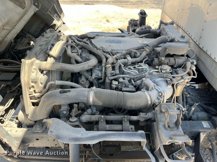 image for item DQ2173 2017 Isuzu NPR  box truck