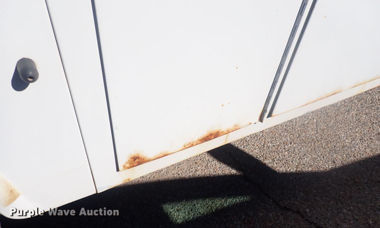 image for item DQ2932 2010 Ford E350 Super Duty  utility van