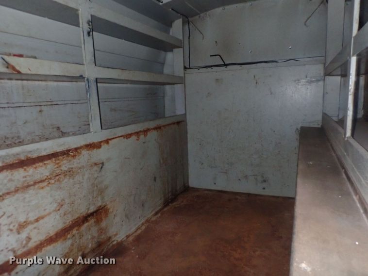 image for item DQ2932 2010 Ford E350 Super Duty  utility van