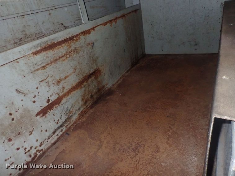 image for item DQ2932 2010 Ford E350 Super Duty  utility van