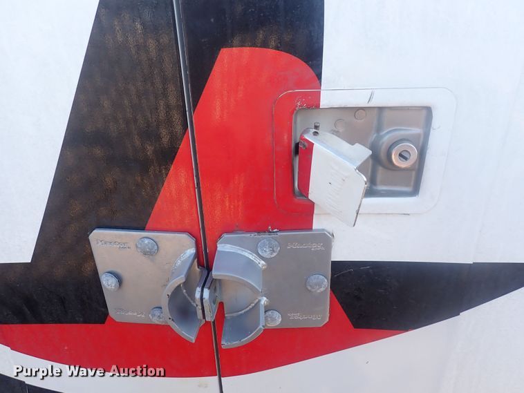 image for item DQ2932 2010 Ford E350 Super Duty  utility van