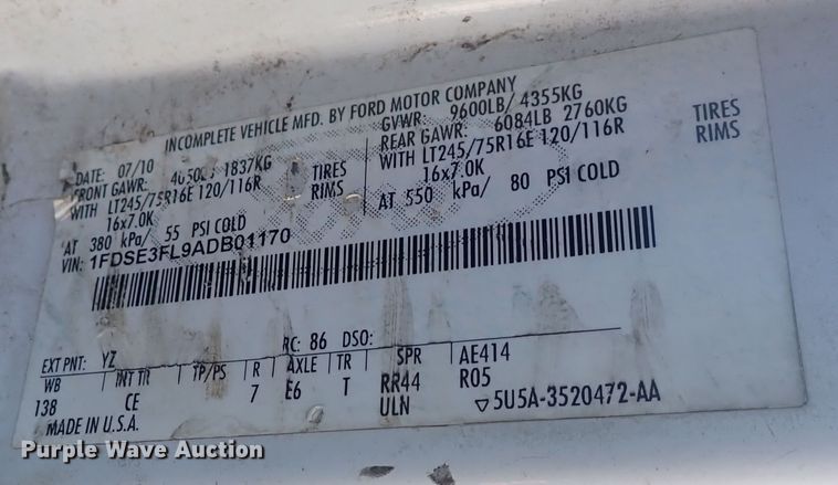 image for item DQ2932 2010 Ford E350 Super Duty  utility van
