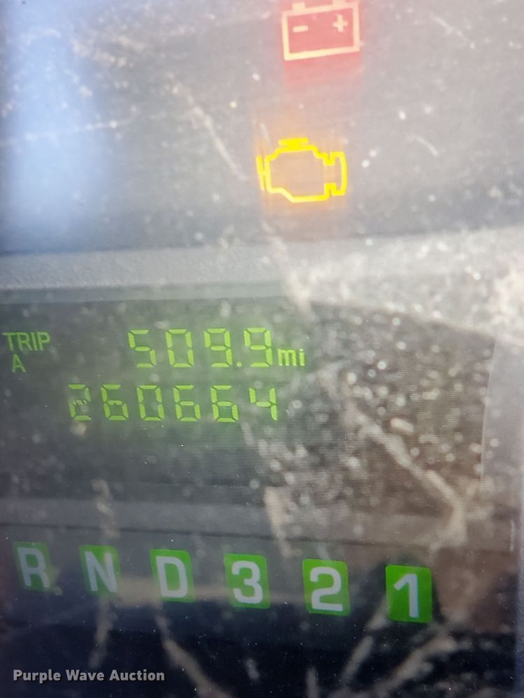 image for item DQ2932 2010 Ford E350 Super Duty  utility van