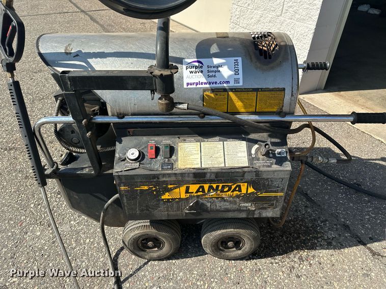 image for item DQ7334 Landa  hot pressure washer