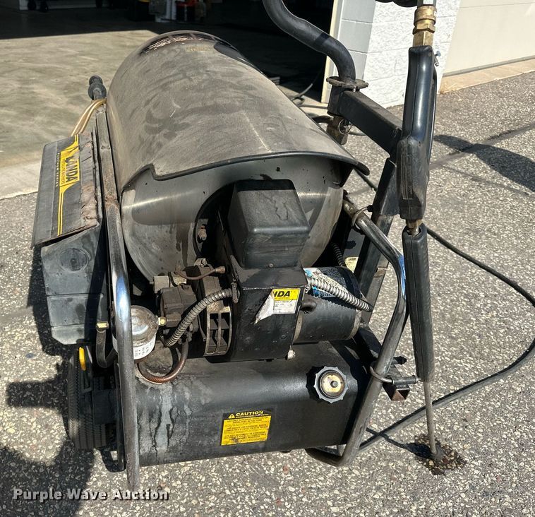 image for item DQ7334 Landa  hot pressure washer