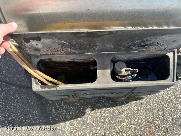 image for item DQ7334 Landa  hot pressure washer