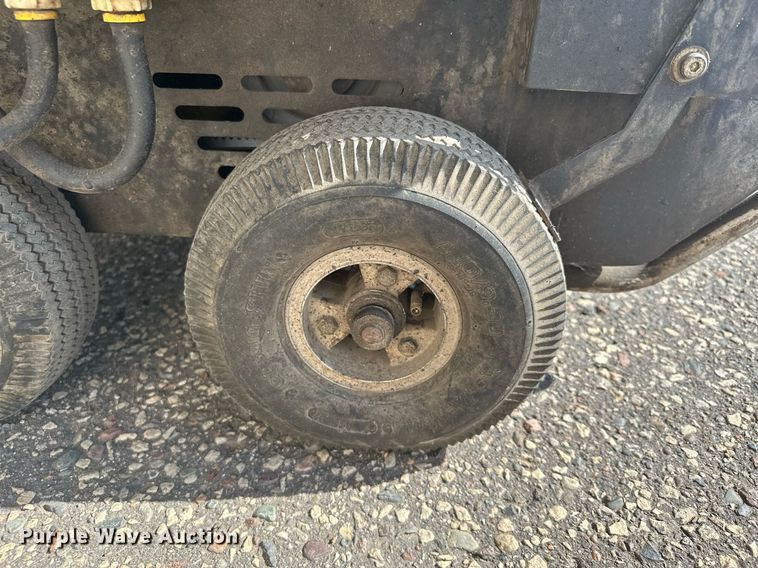 image for item DQ7334 Landa  hot pressure washer