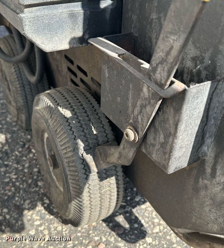 image for item DQ7334 Landa  hot pressure washer